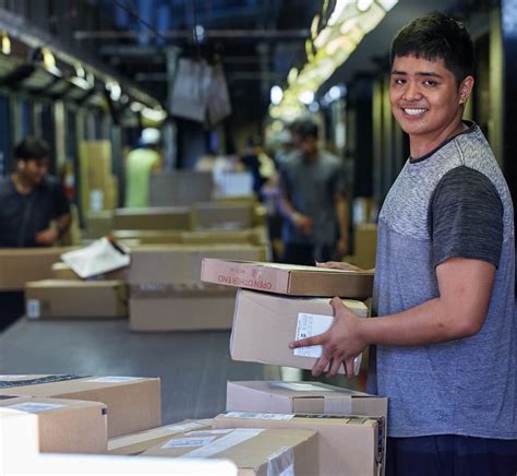 Join <b>UPS</b> in Allentown, PA Allentown, Lehigh, PA Bethlehem, Northampton, PA Allentown is a great place to live and work! And right now, we’re looking for <b>Warehouse</b> Workers - Package Handlers to join our team and help us deliver what matters. . Ups jobs warehouse